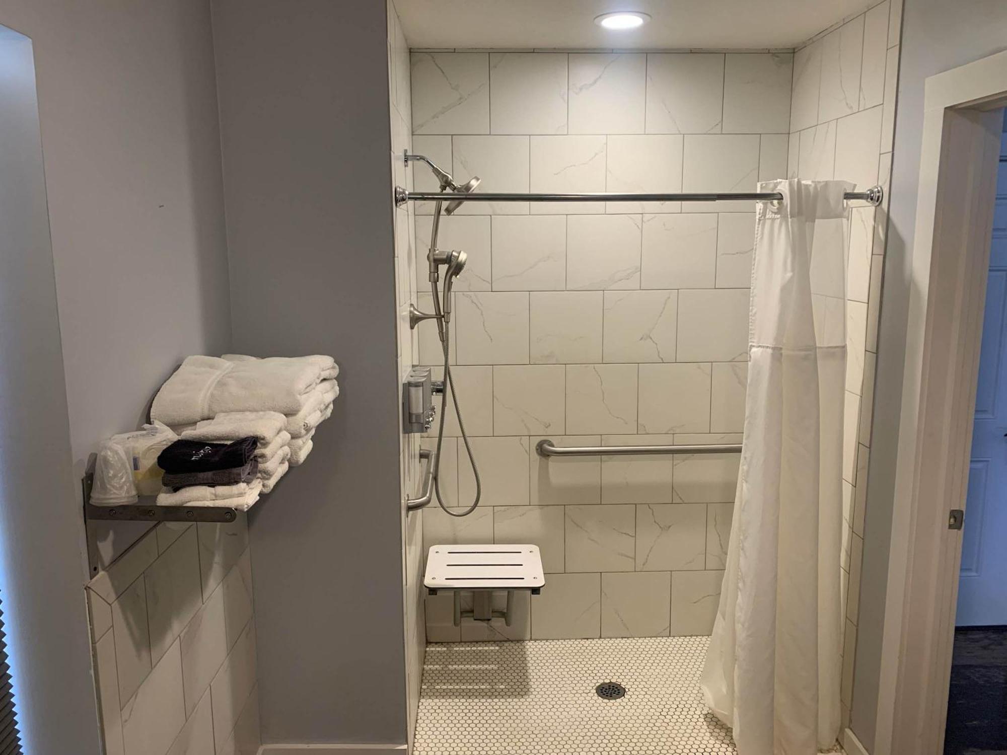 Northport Inn Boutique Hotel R203 Extérieur photo